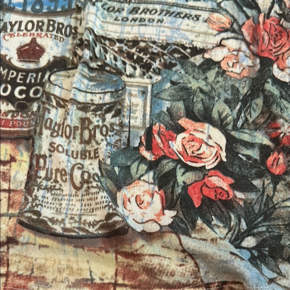Y2K vintage Graphic Sleeveless Top - Picture 5 of 9